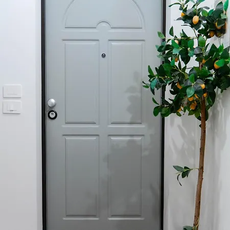 Notes In Corvetto By Wonderful Italy ジェノヴァ